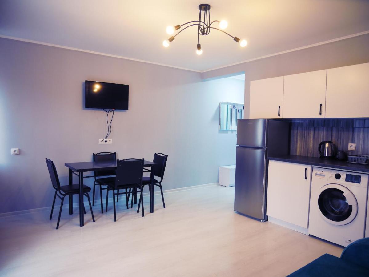 Gablile Apartments Местия Экстерьер фото